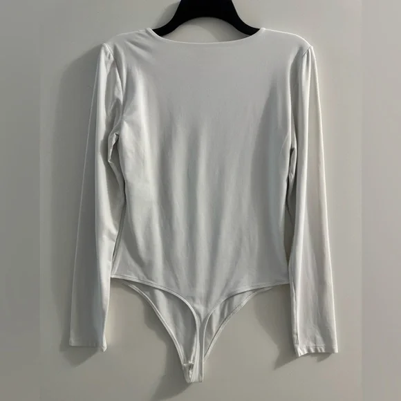 Babaton White Long Sleeve Bodysuit - Picture 3 of 7